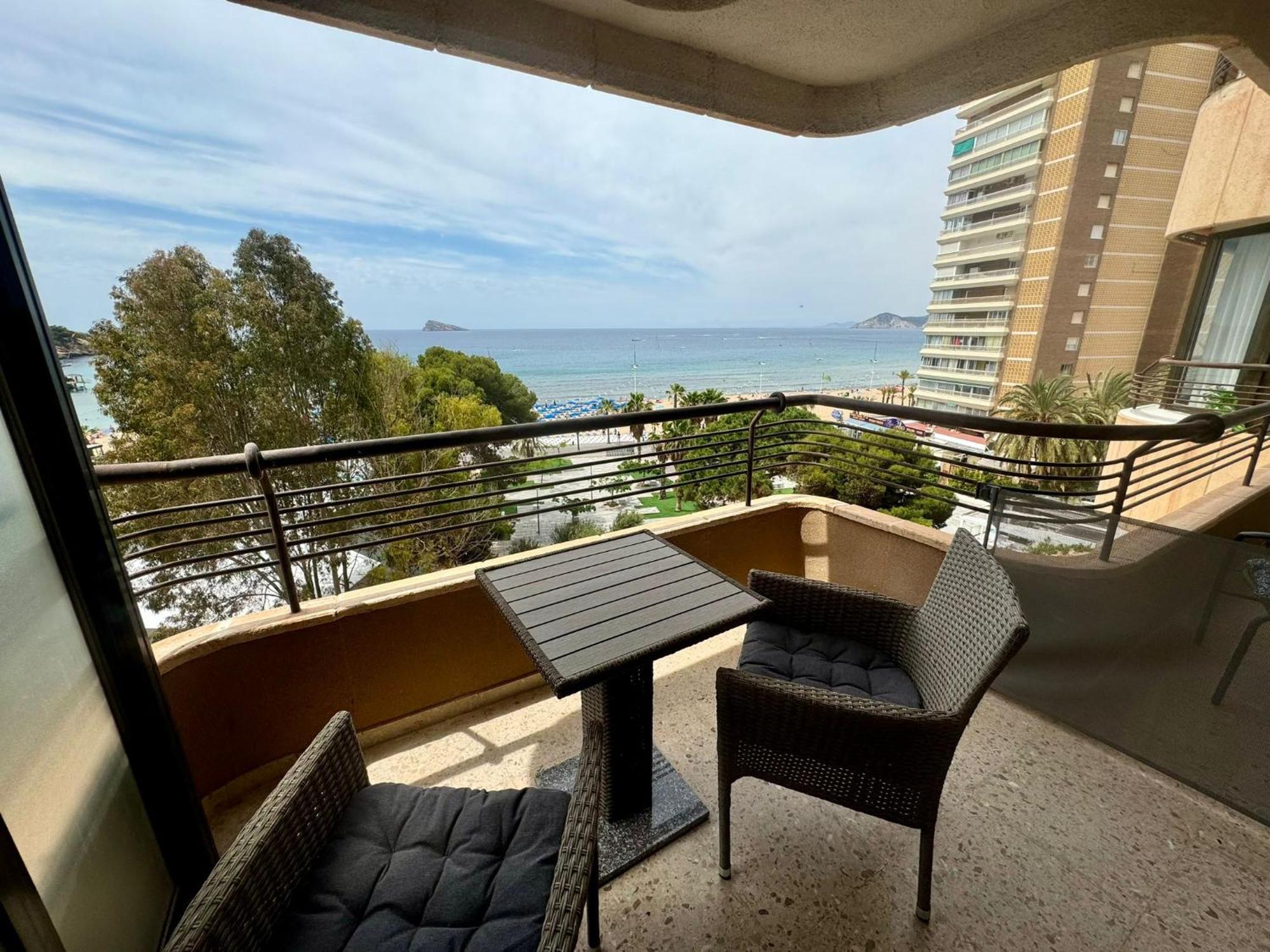 Apartamentos Coastal Haven 베니돔 외부 사진